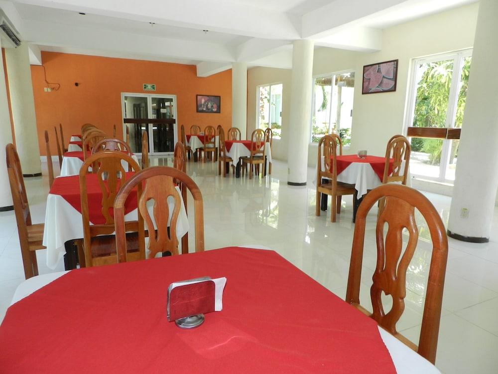 Paraiso Seyba Hotel Seybaplaya Ngoại thất bức ảnh